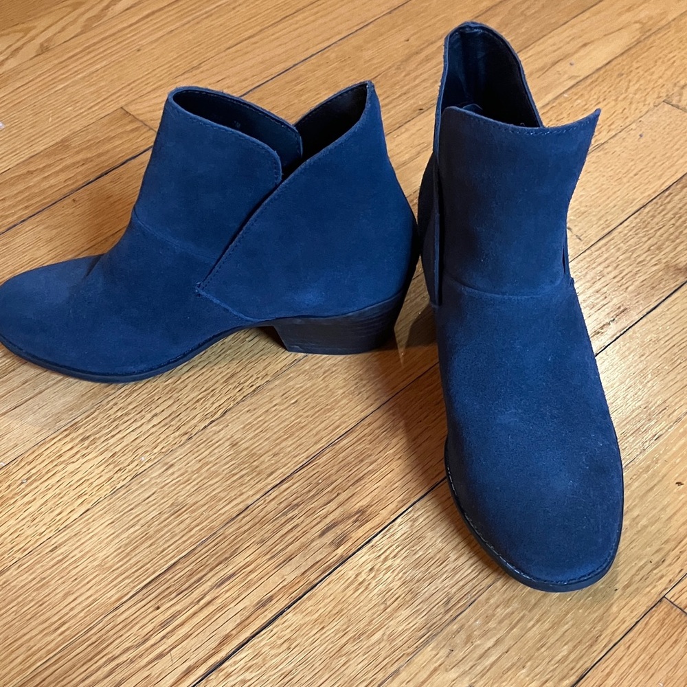 Me Too Navy Ankle Booties
